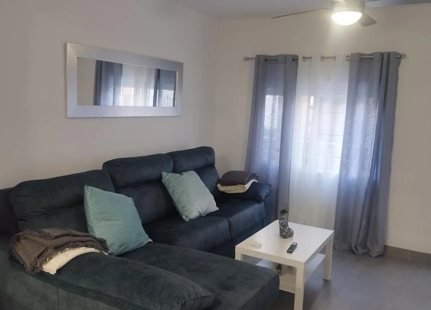 公寓 Apartamento Centrico A 150 Metros De La Playa 丰希罗拉