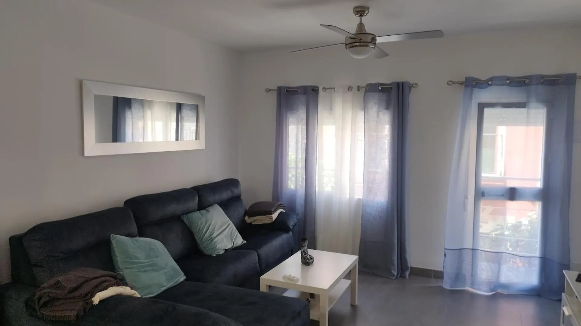 Apartamento Centrico A 150 Metros De La Playa 丰希罗拉 公寓