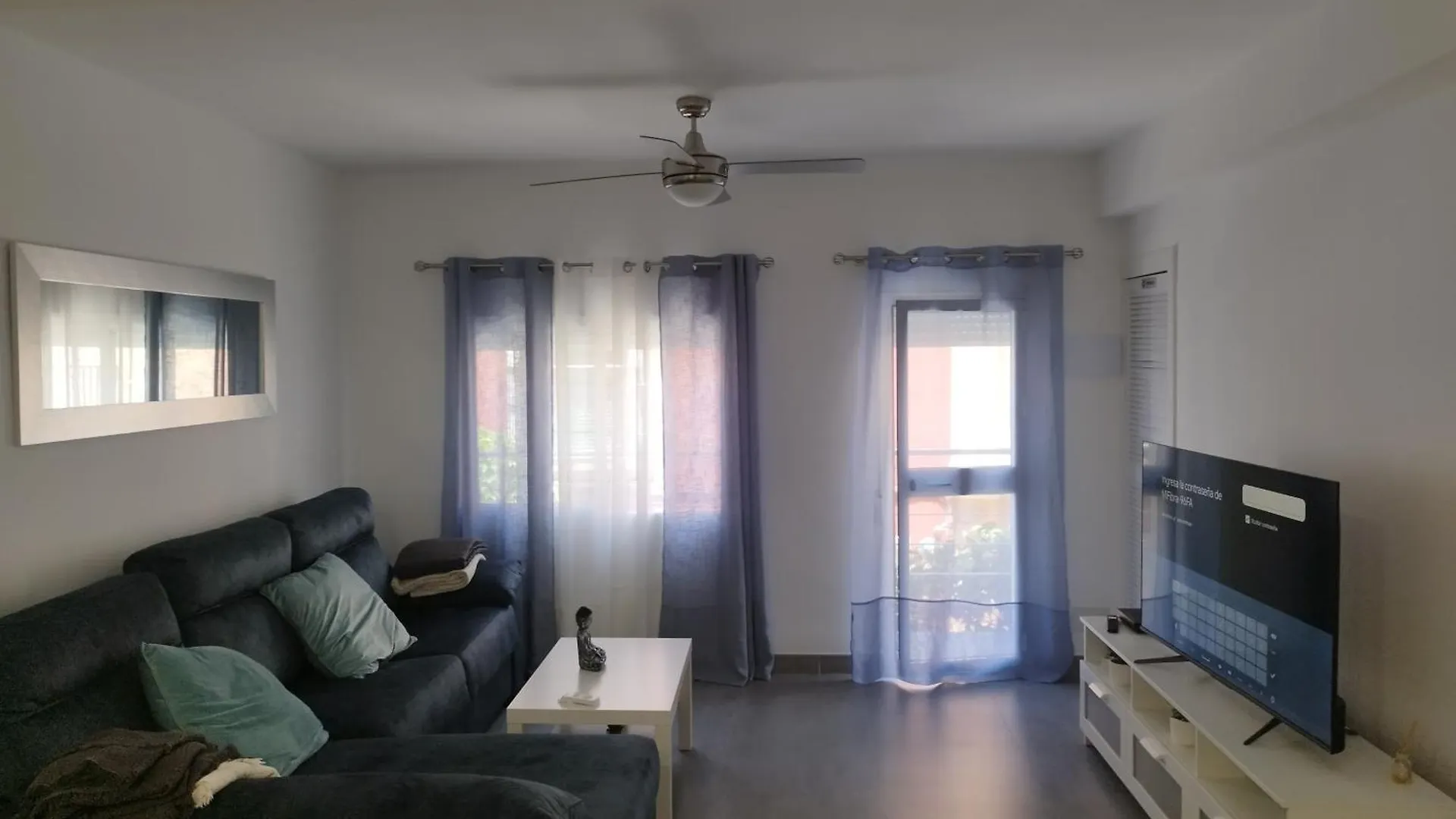 公寓 Apartamento Centrico A 150 Metros De La Playa 丰希罗拉